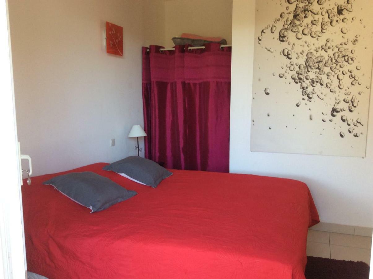 Residence Ile De Beaute โพรพริอาโน ภายนอก รูปภาพ