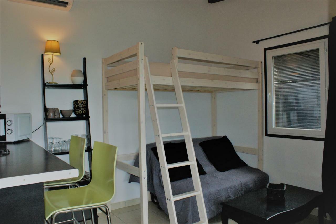 Residence Ile De Beaute โพรพริอาโน ภายนอก รูปภาพ